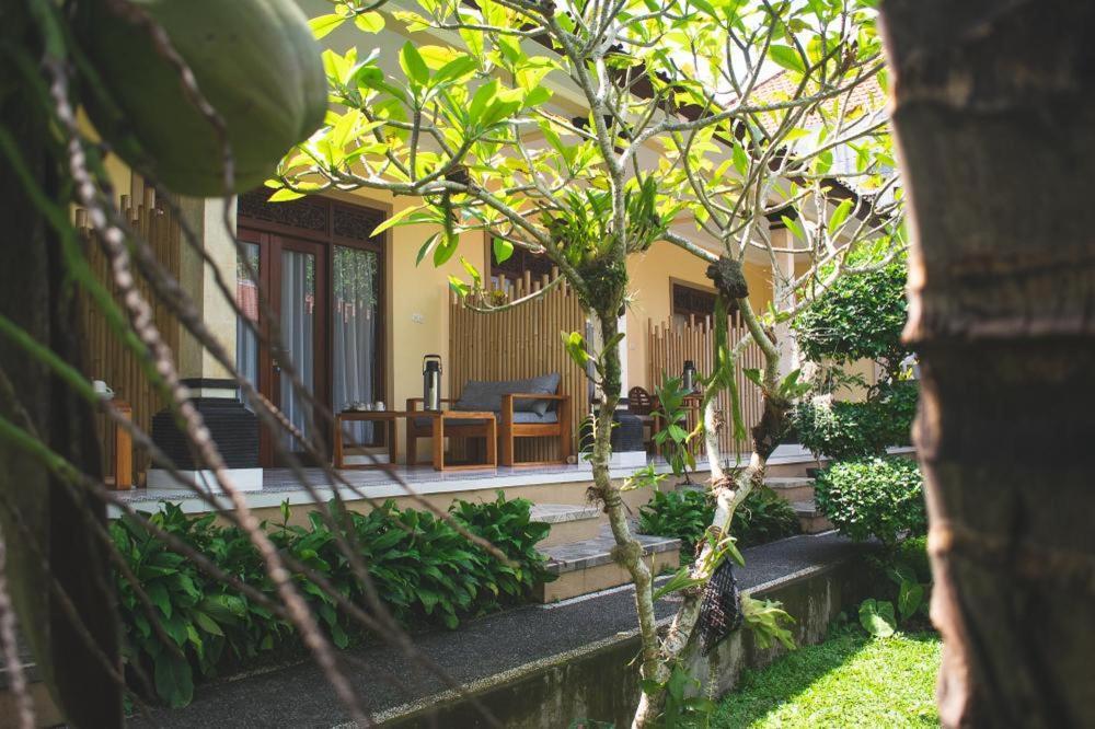 Sastra Ubud House Buitenkant foto